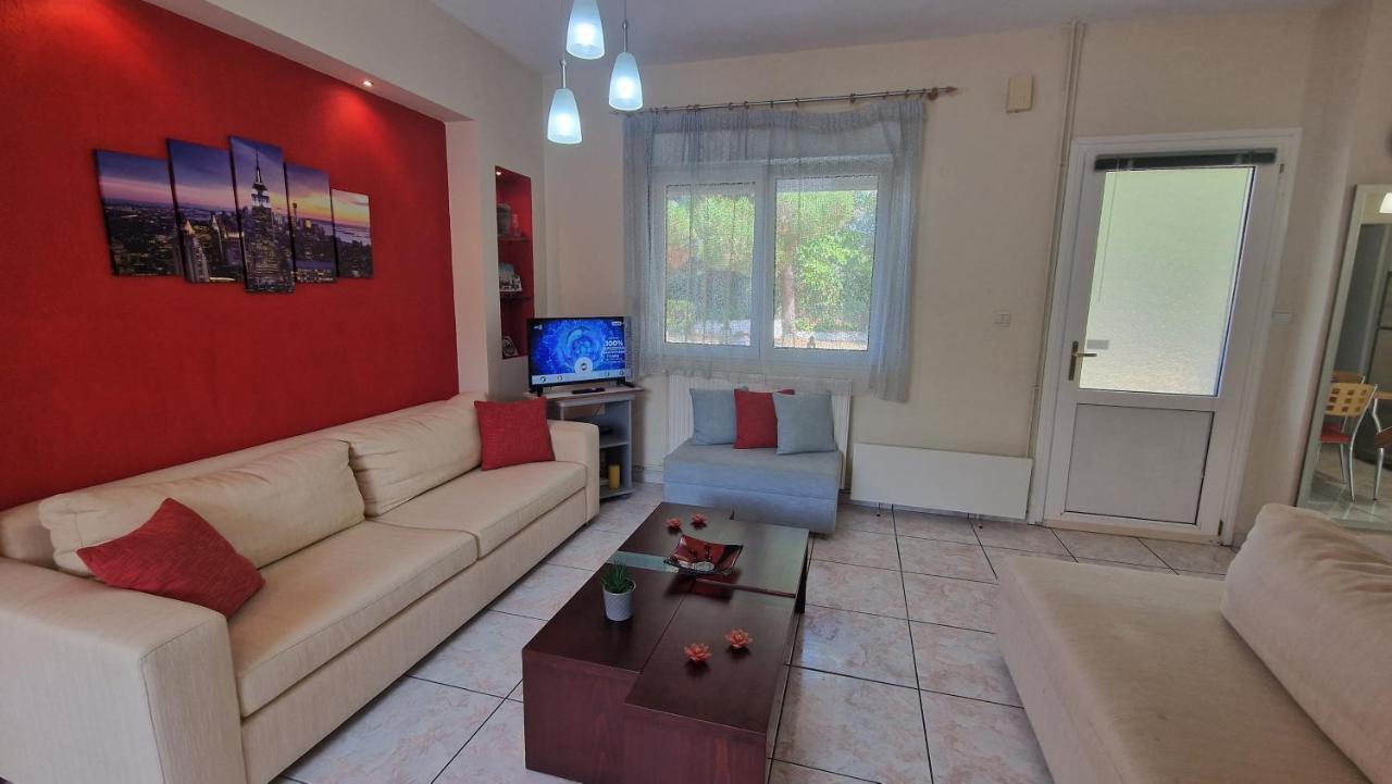 Modern Sea Villa In Leptokaria Экстерьер фото