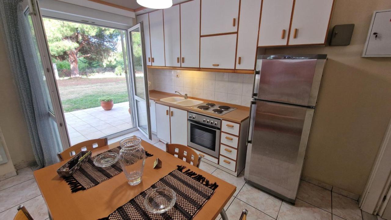 Modern Sea Villa In Leptokaria Экстерьер фото